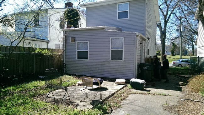 Building Photo - Charming Four-Square House in Church Hill w/ Fenced-in yard & tons of walkability
