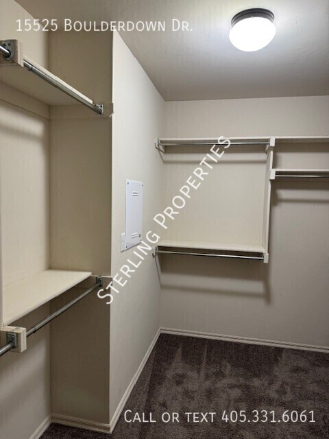 Building Photo - 15525 Boulderdown Dr