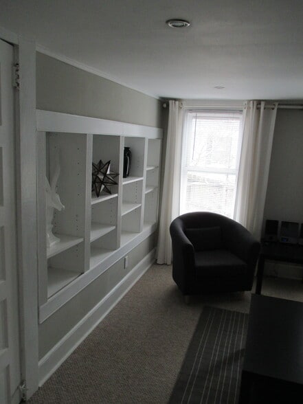 Building Photo - 254 Baird Cove Rd