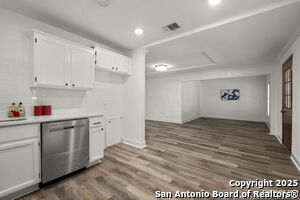 Building Photo - 4862 Castle Shield