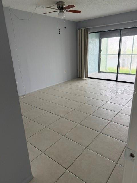 Building Photo - 1400 Mineo Dr