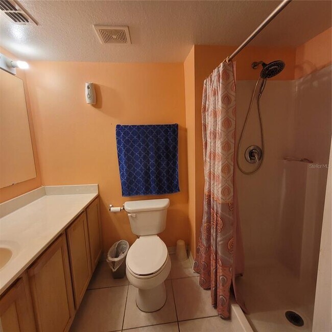 Building Photo - 4124 SW 33rd St