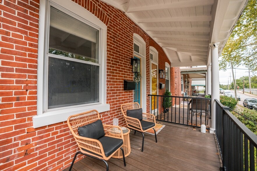 Building Photo - 417 Vanderslice St