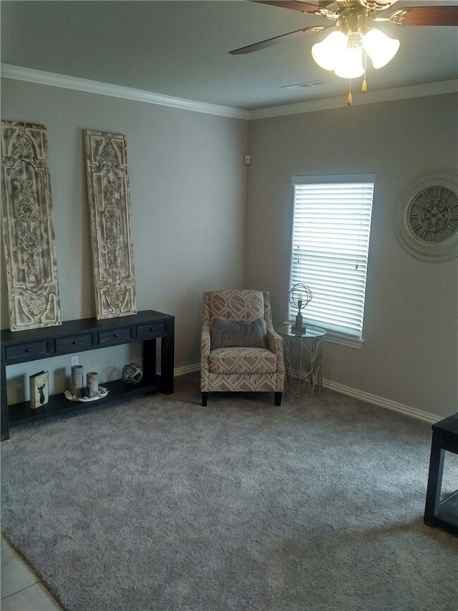 Building Photo - 2727 W Kilimanjaro Way