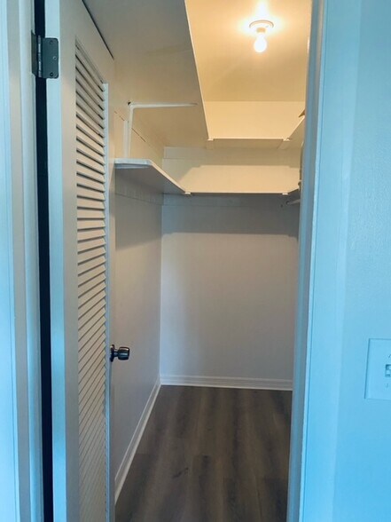 Building Photo - 5388 4th St N