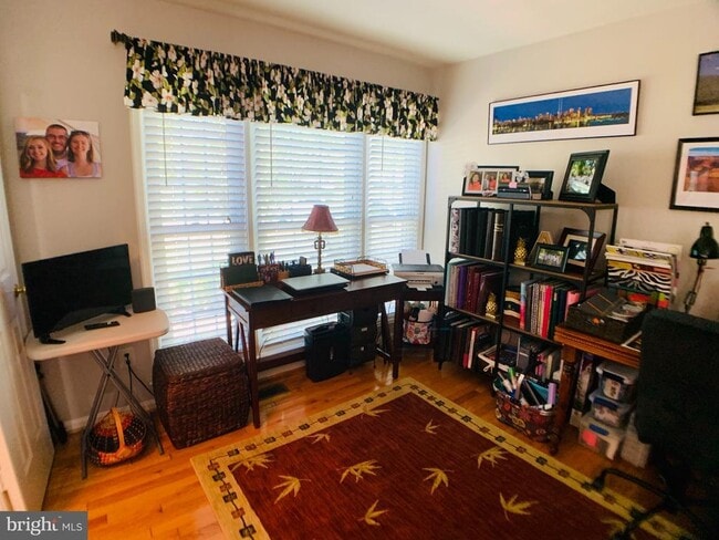 Building Photo - 8604 Oak Chase Cir