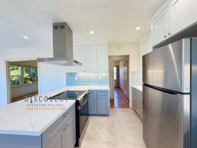 Building Photo - Newly Renovated & Turn-Key Home in Prime El Cerrito Walking Distance to BART and Parks