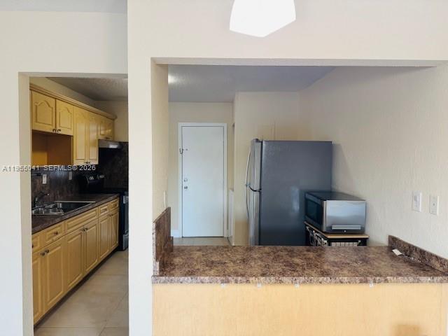 Building Photo - 1950 W 54th St