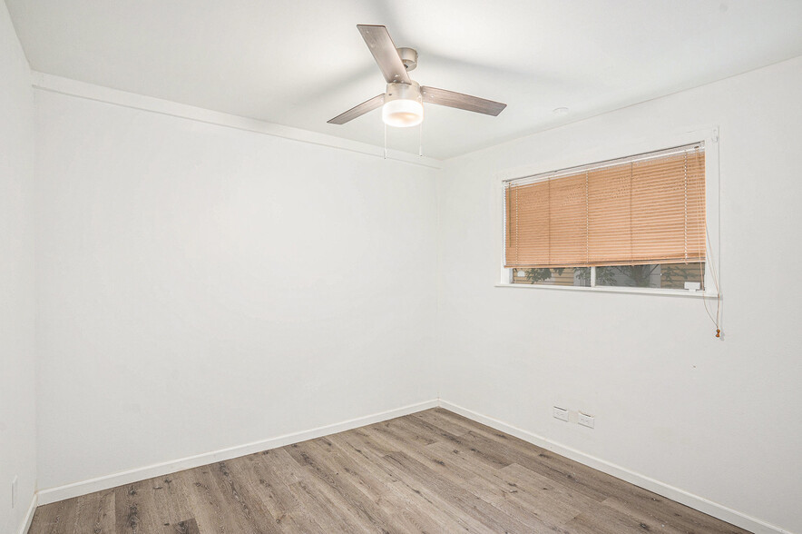 Building Photo - 614 Torreon St