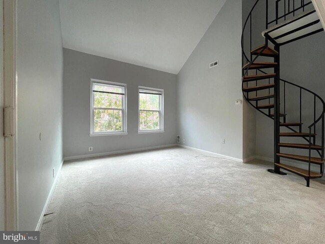 Building Photo - 4711 30th St S