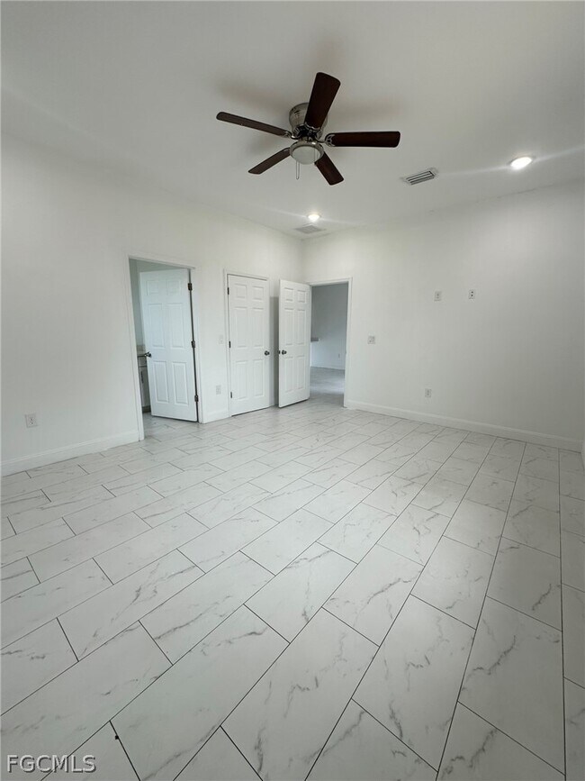 Building Photo - 5134 Bristo St