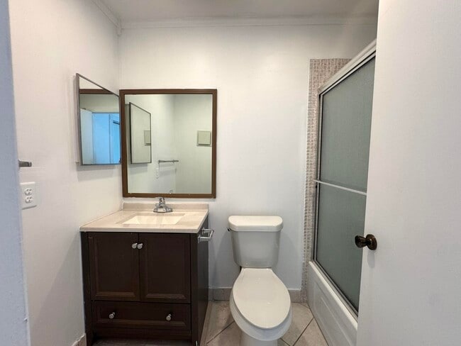 Building Photo - 80 Normandy Ln