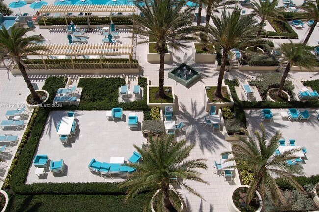 Building Photo - 2501 S Ocean Dr