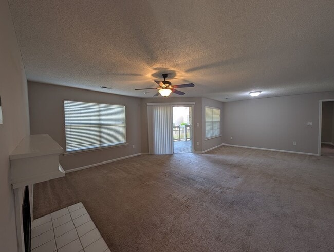 Building Photo - Pristine 2BD/2BA Condo in Southpark!