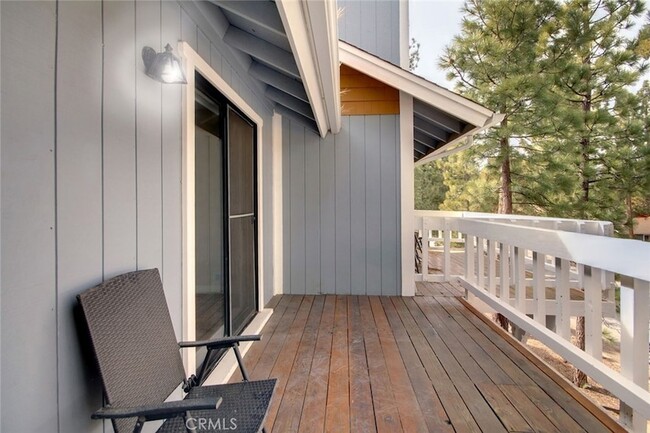 Building Photo - 430 E Country Club Blvd