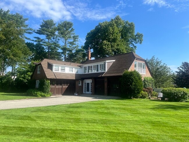 Primary Photo - 69 West St