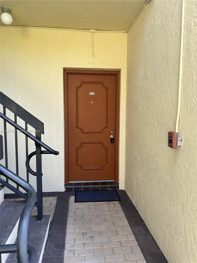 Building Photo - 7965 SW 86th St