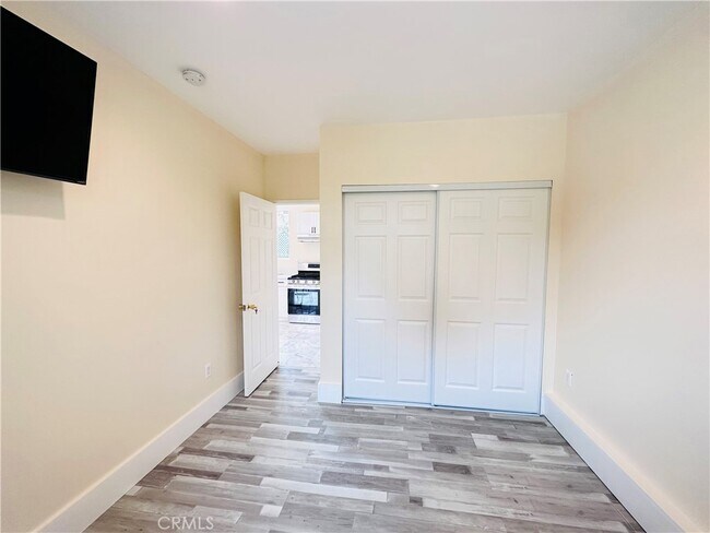 Building Photo - 11598 Cranston Ave