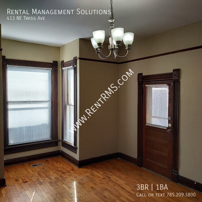 Building Photo - 413 NE Twiss Ave