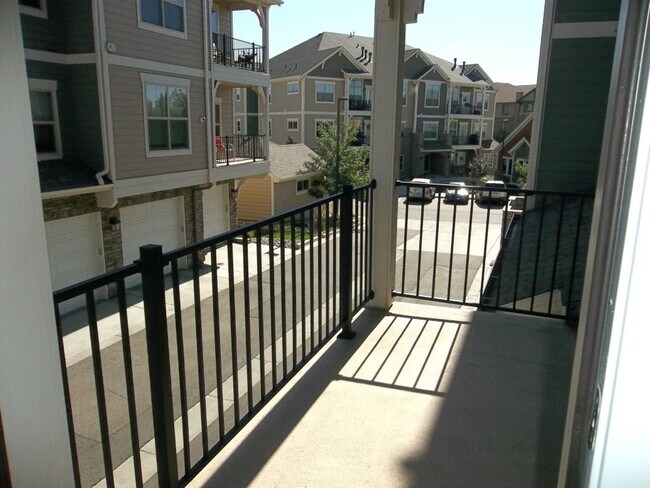 Building Photo - Secure, Stylish & Convenient – 2 Bed Condo in Loveland