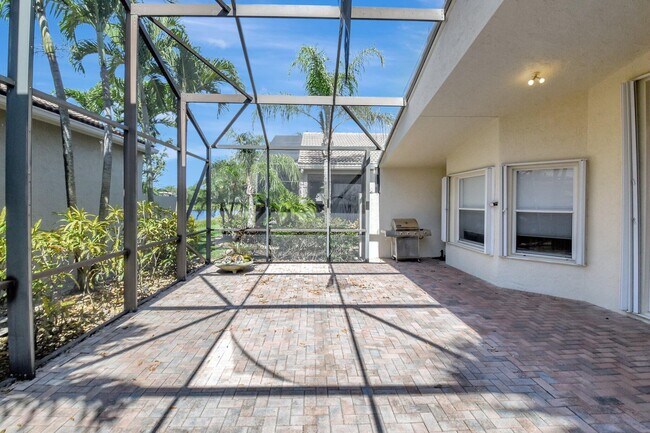 Building Photo - 9798 Casa Mar Dr