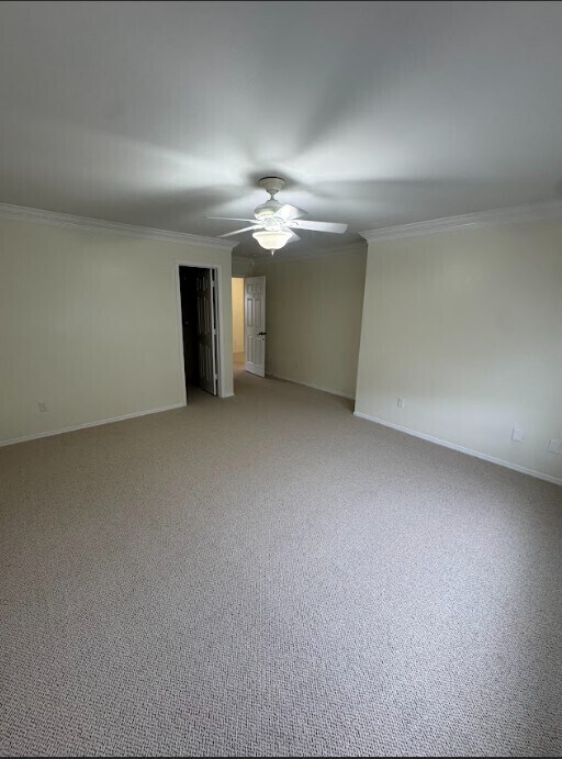 Building Photo - Spacious 3200+ sq. ft. home with large kit...