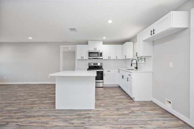 Building Photo - 3629 Corder St