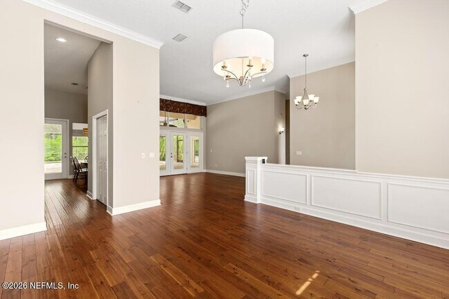 Building Photo - 337 S Mill View Way