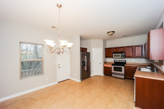 Building Photo - 2396 Camden Oak Way