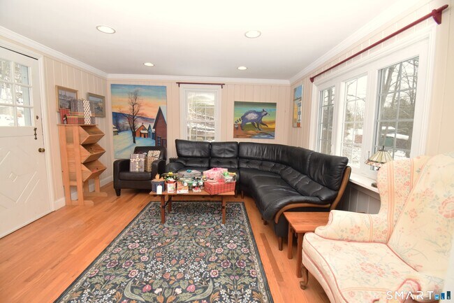 Building Photo - 2203 Durham Rd