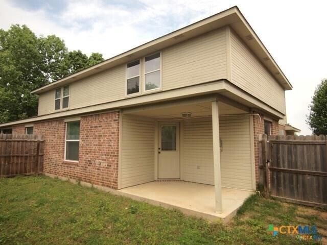 Building Photo - 2101 Jennifer Dr