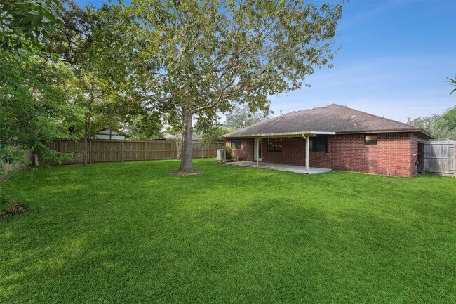 Building Photo - 2801 Dove Tree Dr