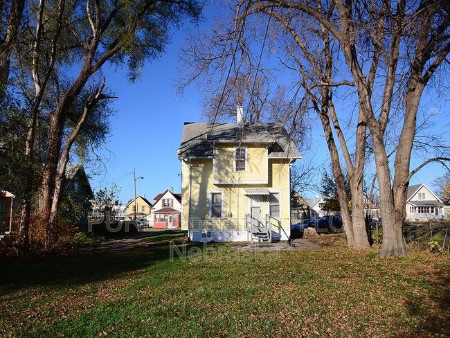 Building Photo - 3809 N 19th St