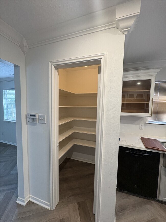 Building Photo - 13714 Firerock Dr