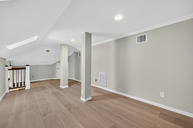 Building Photo - 1106 Parkhaven Ln