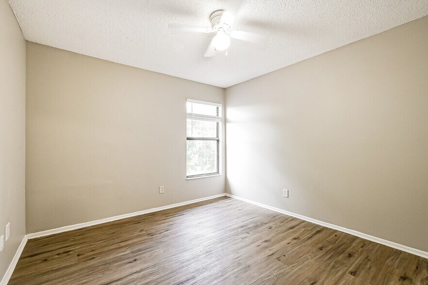 Building Photo - 1226 Creekbottom Cir