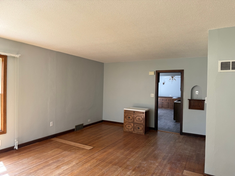 Building Photo - 50 S Washington St