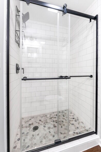 Building Photo - 9693 Mauger St