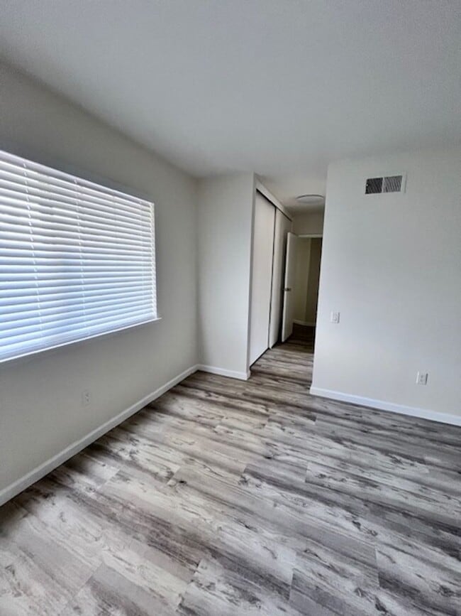 Building Photo - Recently Remodeled South Redlands Home