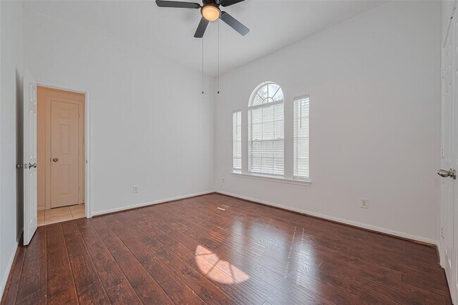 Building Photo - 15603 Mustang Island Dr