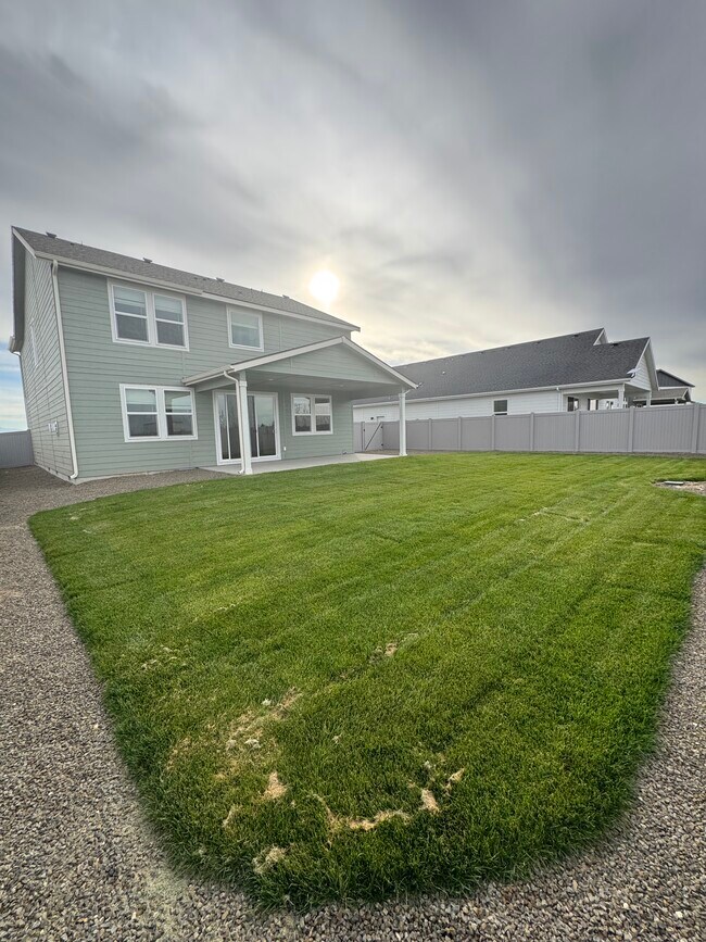 Building Photo - 6893 N Isaiah Ave