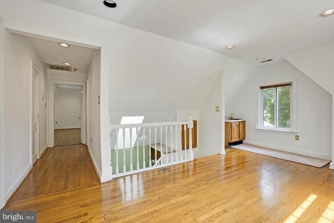 Building Photo - 2310 Cool Spring Rd