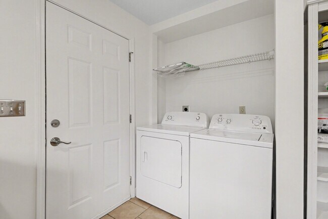 Building Photo - 3036 Peeler Rd
