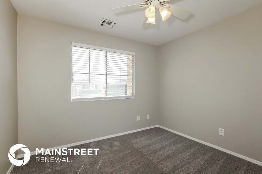 Building Photo - 13440 W Gelding Dr