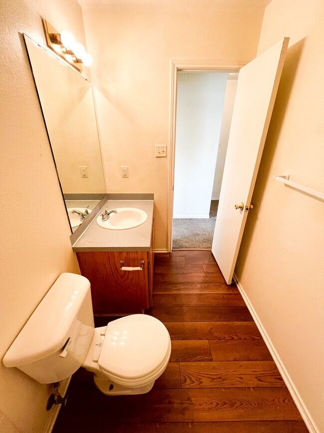 Building Photo - 4207 July Dr