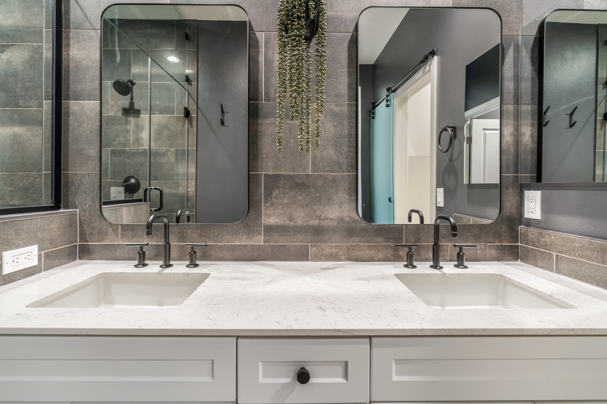 Building Photo - 1109 Makena Way