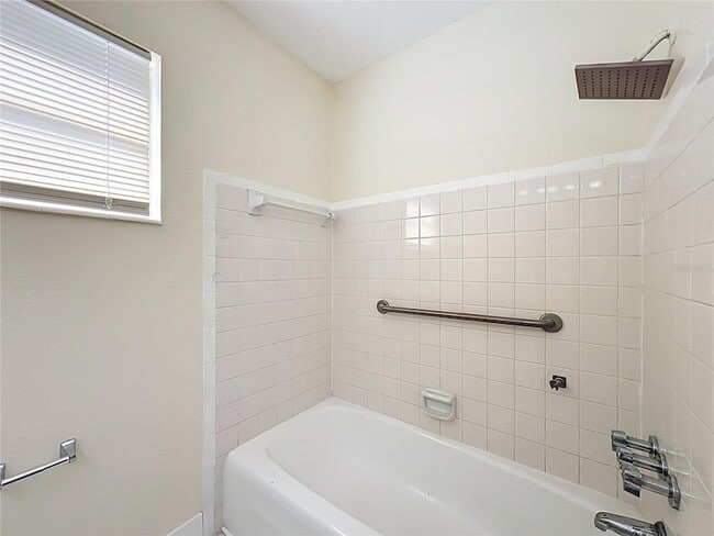 Building Photo - 4513 W Gray St