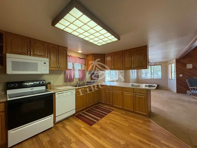Building Photo - 3479 Roundup Cir