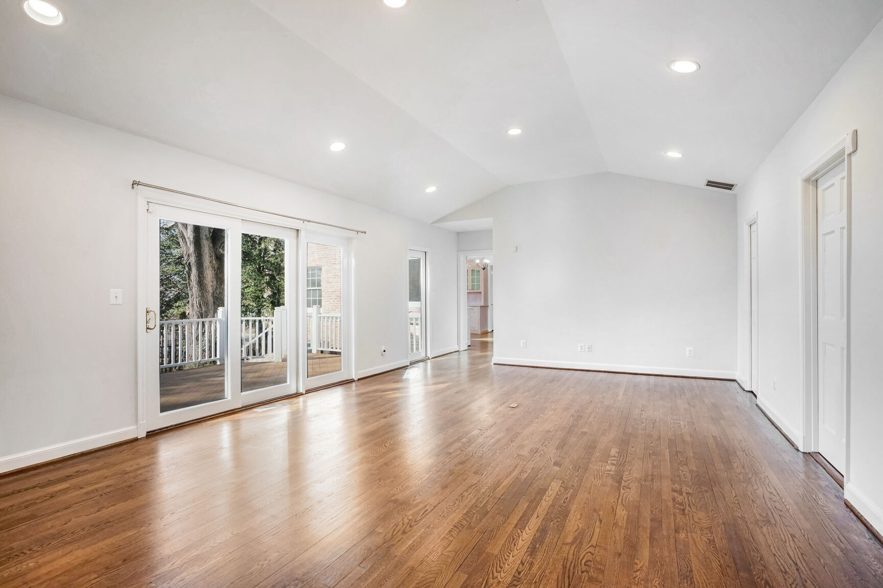 Building Photo - 4224 Van Ness St NW