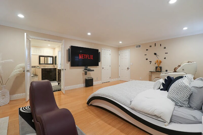 Building Photo - 11122 Blue Allium Ave